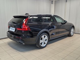 Volvo V60 Cross Country vaihtoauto