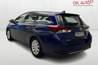 Toyota Auris vaihtoauto