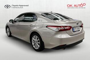 Toyota Camry vaihtoauto