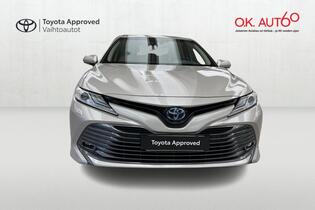 Toyota Camry vaihtoauto