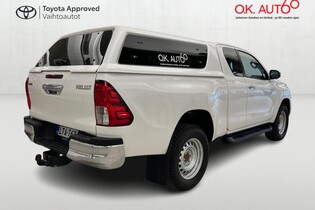 Toyota Hilux vaihtoauto