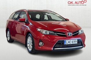 Toyota Auris vaihtoauto
