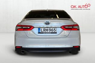 Toyota Camry vaihtoauto