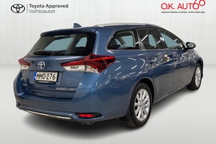Toyota Auris vaihtoauto
