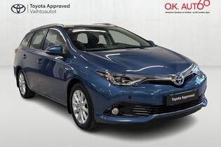 Toyota Auris vaihtoauto