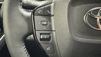 Toyota bZ4X vaihtoauto