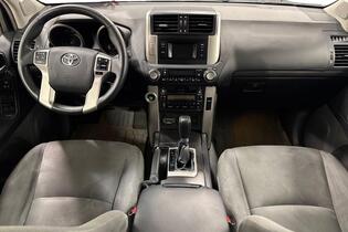 Toyota Land Cruiser vaihtoauto