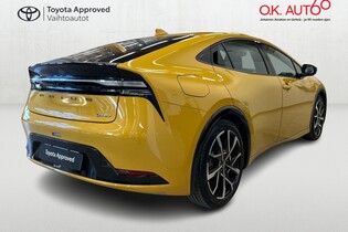 Toyota Prius Plug-in vaihtoauto