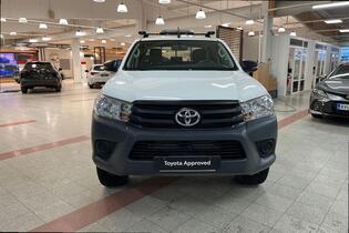 Toyota Hilux vaihtoauto