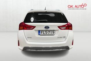 Toyota Auris vaihtoauto