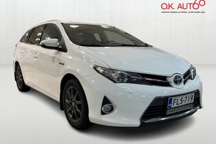 Toyota Auris vaihtoauto