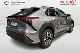 Toyota bZ4X vaihtoauto