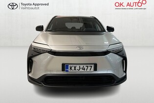 Toyota bZ4X vaihtoauto