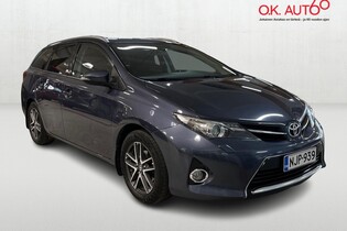 Toyota Auris vaihtoauto