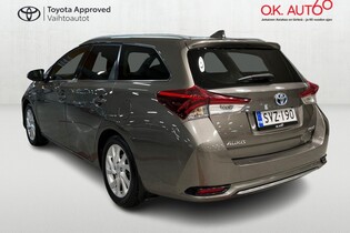 Toyota Auris vaihtoauto