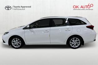 Toyota Auris vaihtoauto