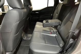 Toyota Land Cruiser vaihtoauto