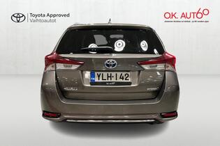 Toyota Auris vaihtoauto