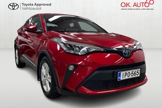 Toyota C-HR vaihtoauto