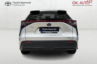 Toyota bZ4X vaihtoauto