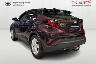 Toyota C-HR vaihtoauto