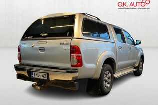 Toyota Hilux vaihtoauto