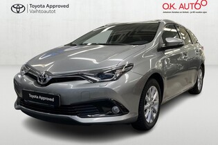 Toyota Auris vaihtoauto