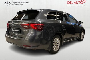 Toyota Avensis vaihtoauto