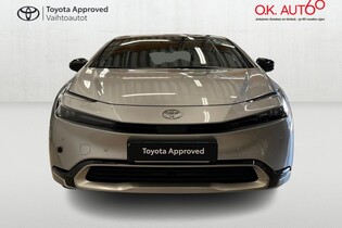 Toyota Prius Plug-in vaihtoauto