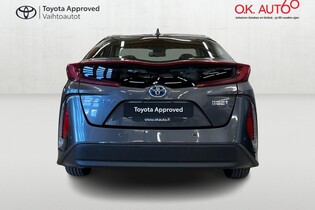 Toyota Prius Plug-in vaihtoauto