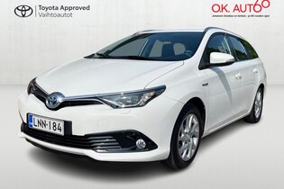 Toyota Auris vaihtoauto