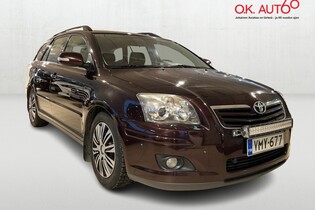 Toyota Avensis vaihtoauto