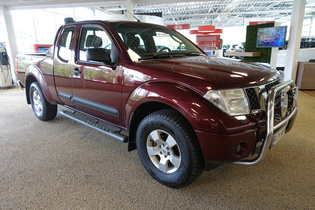 Nissan Navara vaihtoauto