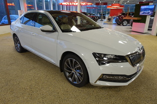 Skoda Superb vaihtoauto