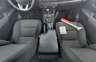 Toyota Hilux vaihtoauto