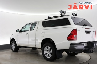 Toyota Hilux vaihtoauto