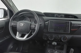 Toyota Hilux vaihtoauto