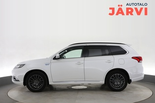 Mitsubishi Outlander PHEV vaihtoauto