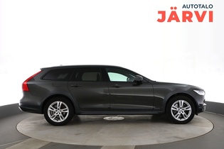 Volvo V90 Cross Country vaihtoauto