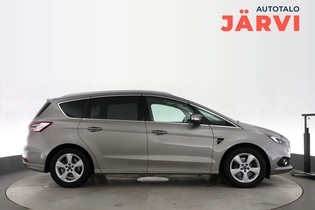 Ford S-MAX vaihtoauto