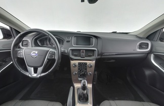 Volvo V40 Cross Country vaihtoauto