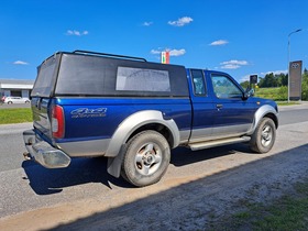 Nissan NP300 vaihtoauto