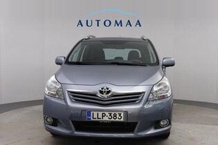 Toyota Verso vaihtoauto