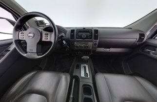 Nissan Navara vaihtoauto