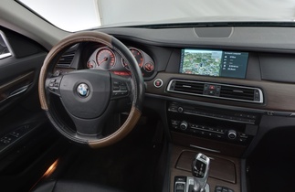 BMW 730 vaihtoauto