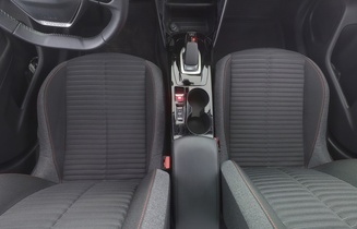 Peugeot e-2008 vaihtoauto