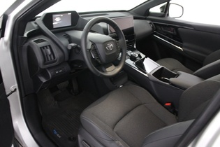 Toyota bZ4X vaihtoauto