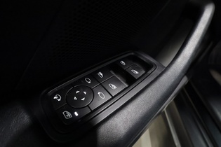 Porsche Taycan vaihtoauto