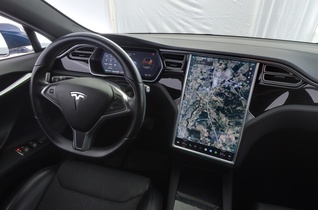 Tesla Model S vaihtoauto