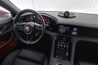 Porsche Taycan vaihtoauto